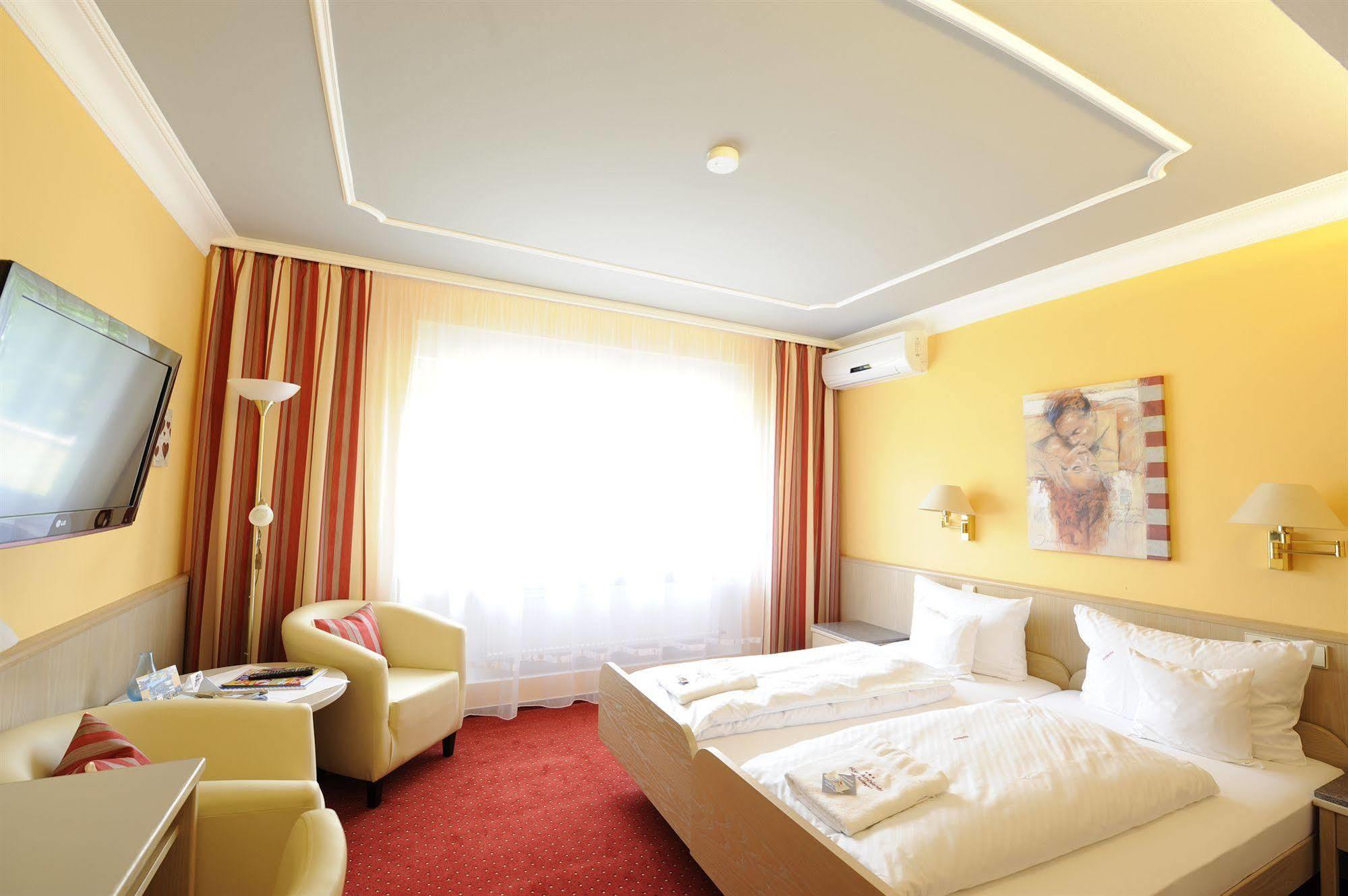 Hotel Ambiente Bad Bellingen Ngoại thất bức ảnh